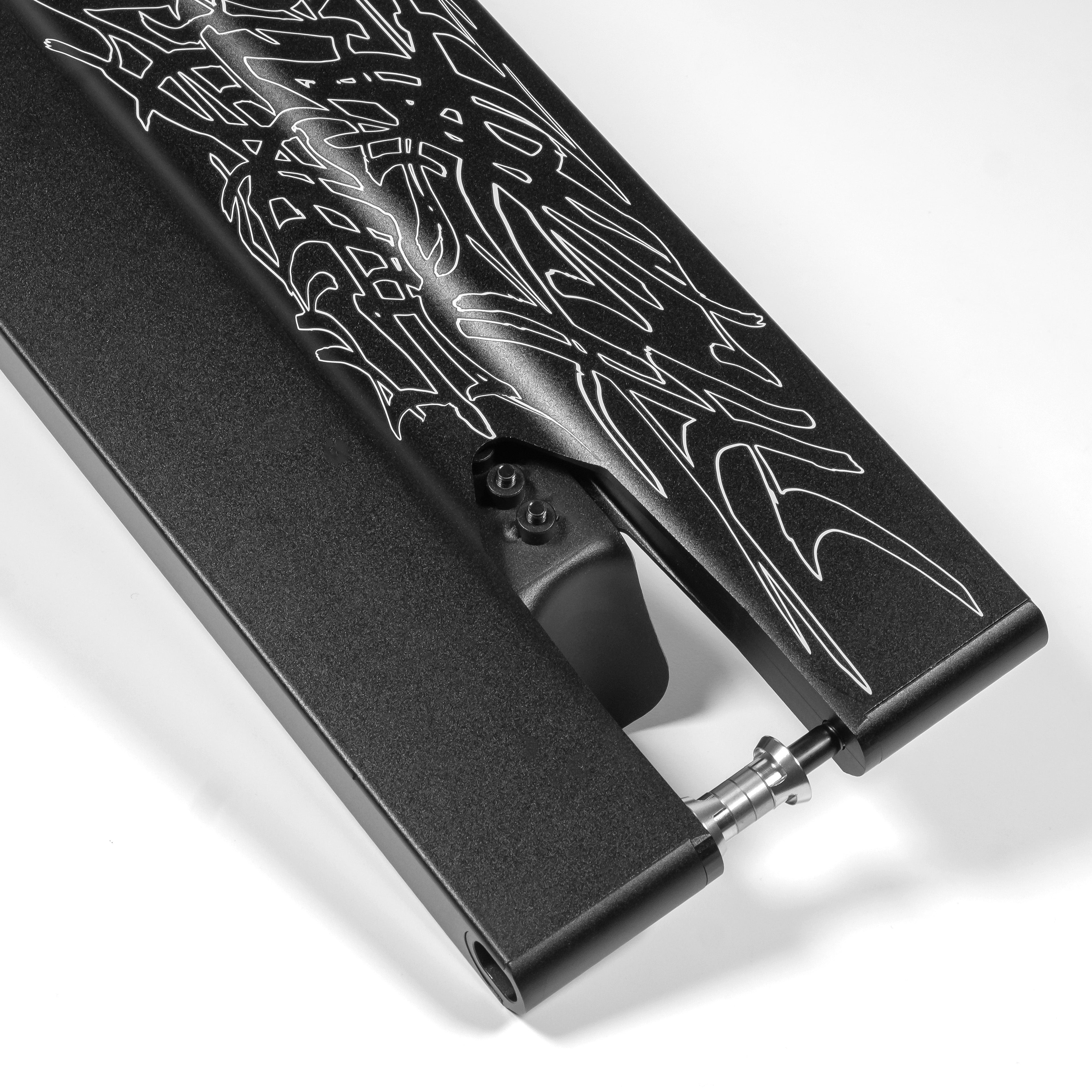 North Willow Deck 6.0" - Riley Maltais Signature - G4